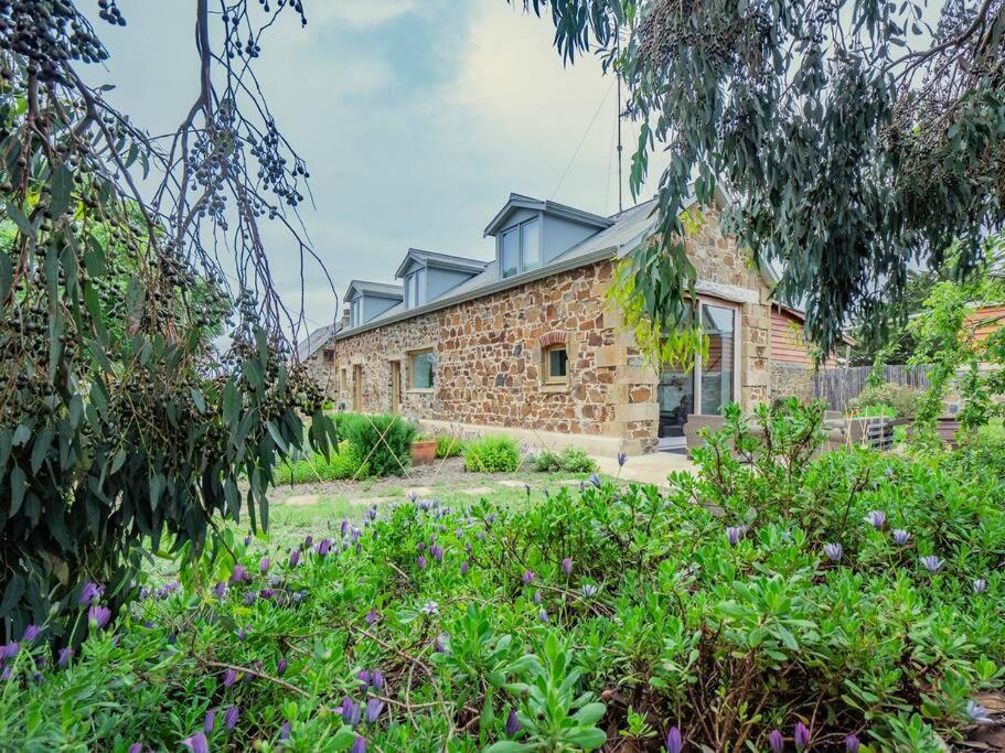 *Newly Relisted* Coach House At Lisdillon Vineyard Villa Little Swanport Екстериор снимка