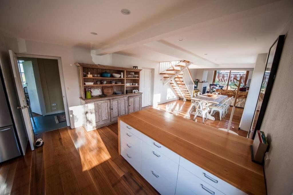 *Newly Relisted* Coach House At Lisdillon Vineyard Villa Little Swanport Екстериор снимка