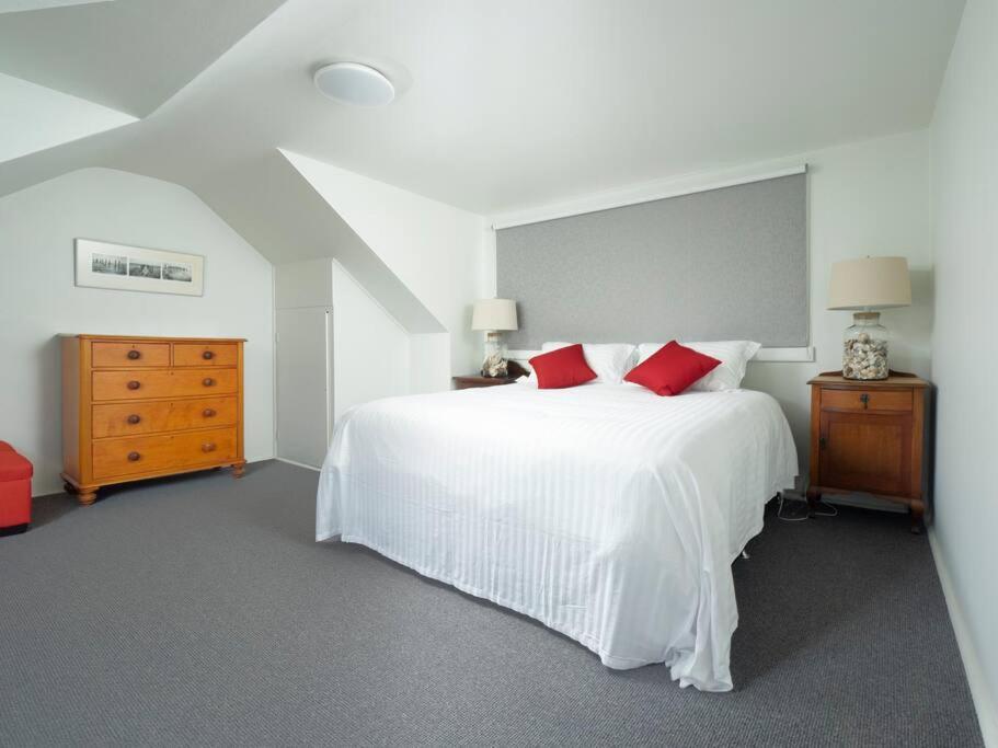 *Newly Relisted* Coach House At Lisdillon Vineyard Villa Little Swanport Екстериор снимка