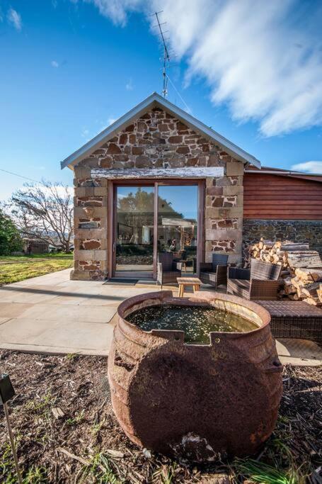 *Newly Relisted* Coach House At Lisdillon Vineyard Villa Little Swanport Екстериор снимка
