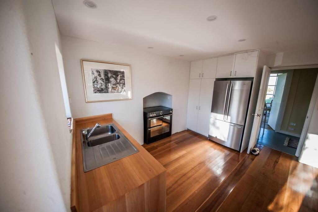 *Newly Relisted* Coach House At Lisdillon Vineyard Villa Little Swanport Екстериор снимка